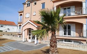 Mk Apartments Nin